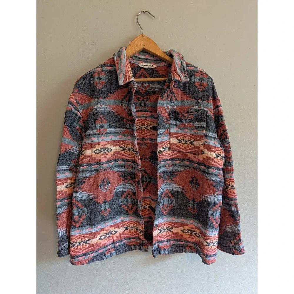 Mountain and Isles Womens Shirt Jacket Med/Lrg Aztec Southwestern Hiking Outdoor